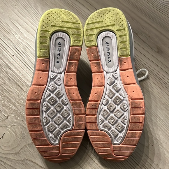 Nike Women’s Air Max Genome Size - 8 - Picture 6 of 6